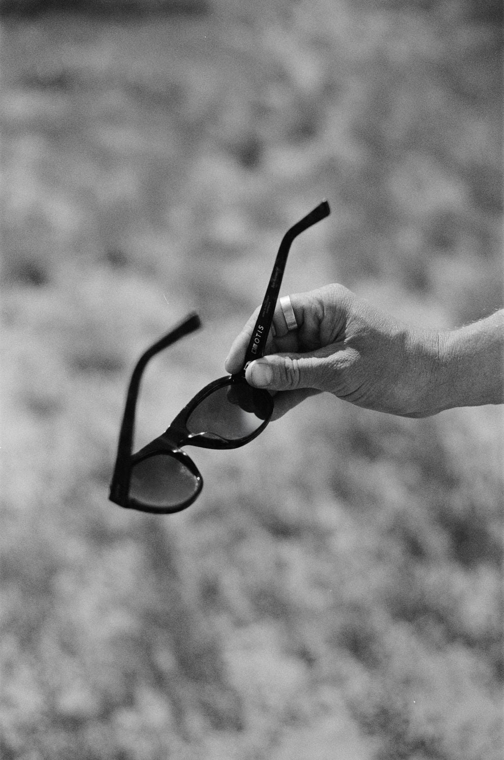 Kingswood : Eco Black / Grey Polar