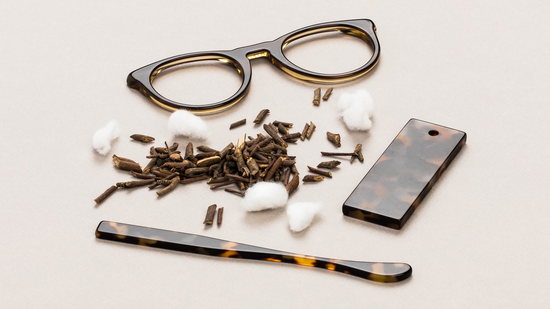 lens and frame materials