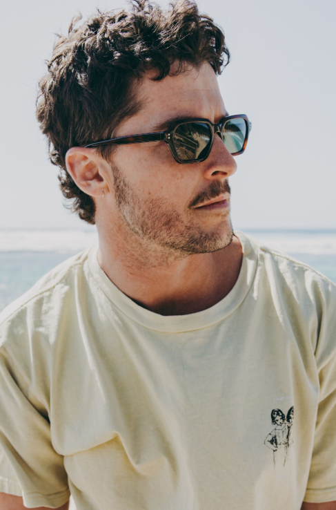 Metric : Eco Red Tort / Grey Polar