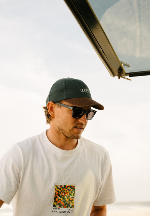 Interlude : Eco Crystal Reef / Smokey Blue Polar