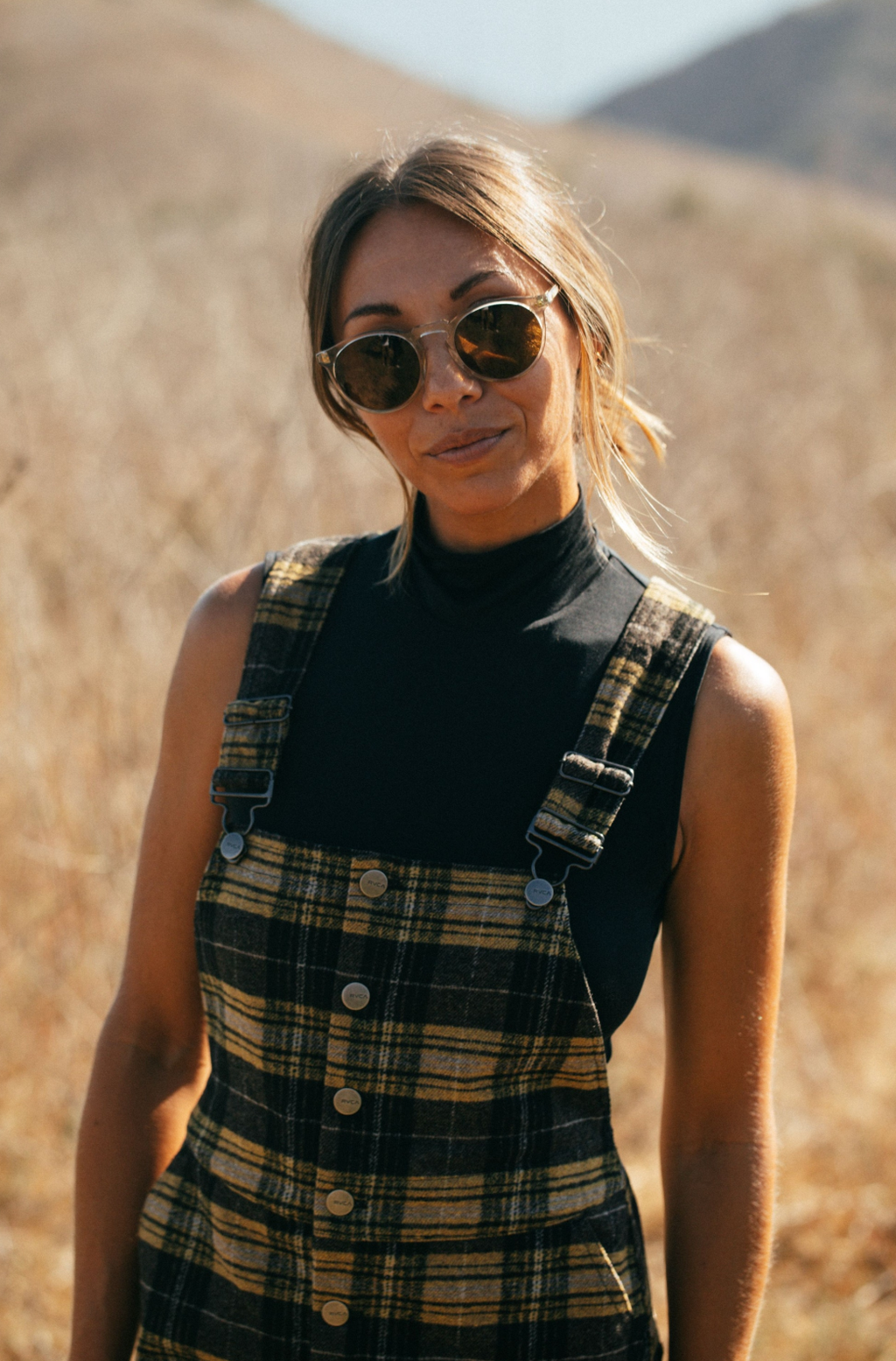 Omar X : Eco Crystal Sand / Brown Polar